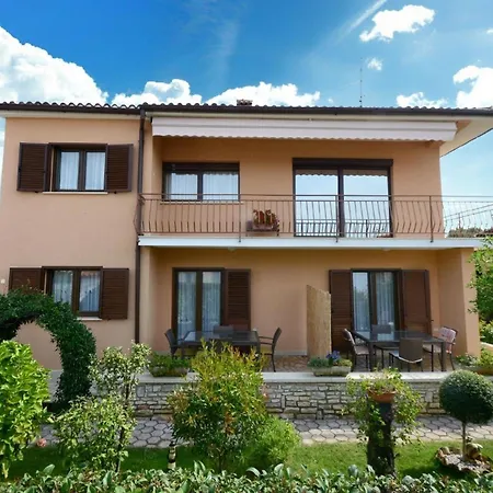 Ferienwohnung Fuer 4 Personen Ca 50 Qm In Kosinozici, Porec, Istrien Istrische Riviera * Poreč