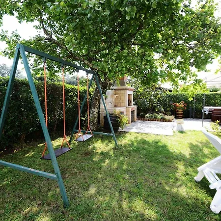 Ferienwohnung Fuer 4 Personen Ca 50 Qm In Kosinozici, Porec, Istrien Istrische Riviera Apartment *