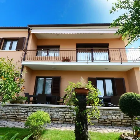 Ferienwohnung Fuer 4 Personen Ca 50 Qm In Kosinozici, Porec, Istrien Istrische Riviera Porec